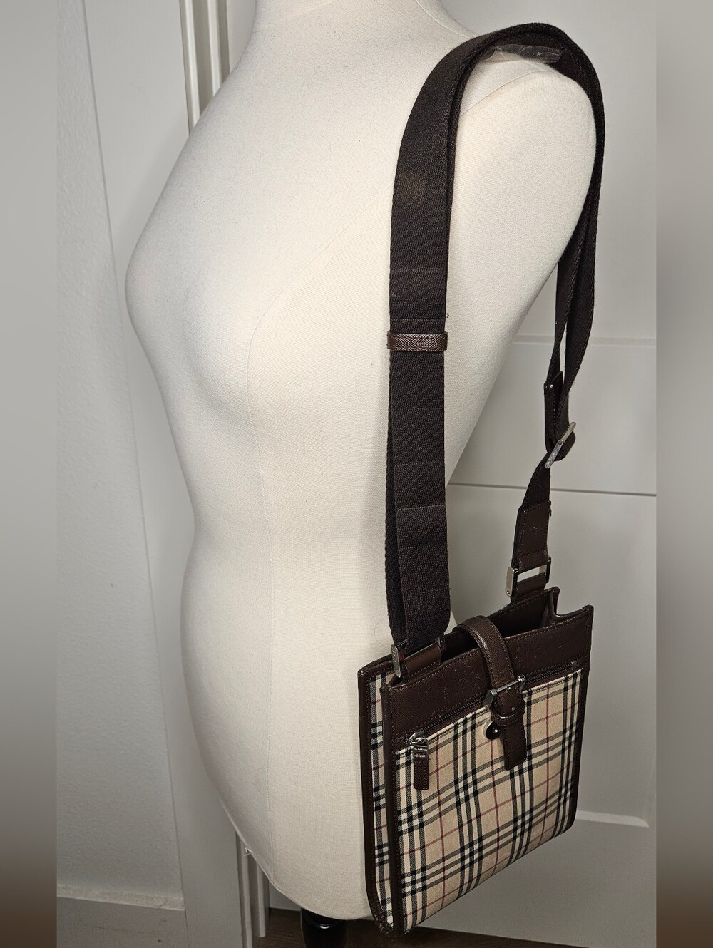 Authentic Burberry Nova Crossbody Shoulder Bag